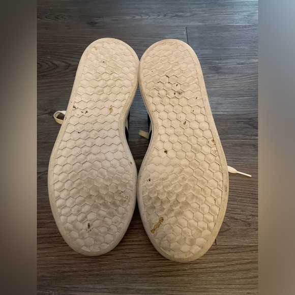 Adidas - Picture 5 of 6